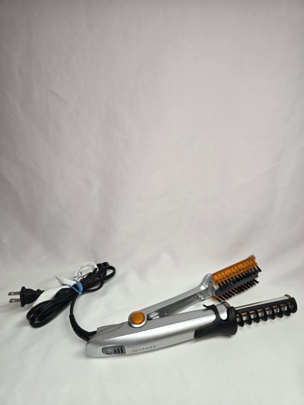 InStyler Rotating Hot Iron Hair Styler Brush 1.25" inch Barrel Silver IS1002 Y2K